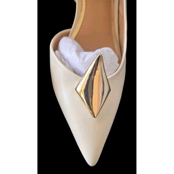 Brian Atwood X Express Sling Back Pumps Women's 9 Cream Gold Faux Leather  NWT - Picture 2 of 9